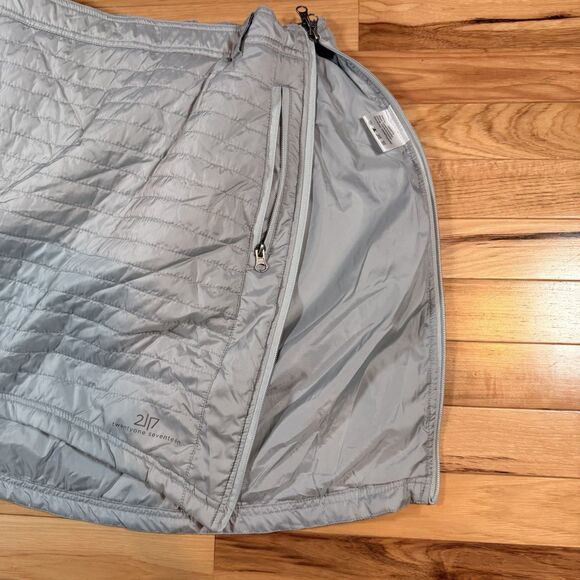 Women’s Twentyone Seventeen Of Sweden Primaloft Quilted With Zipper Detail Skirt - Picture 3 of 9